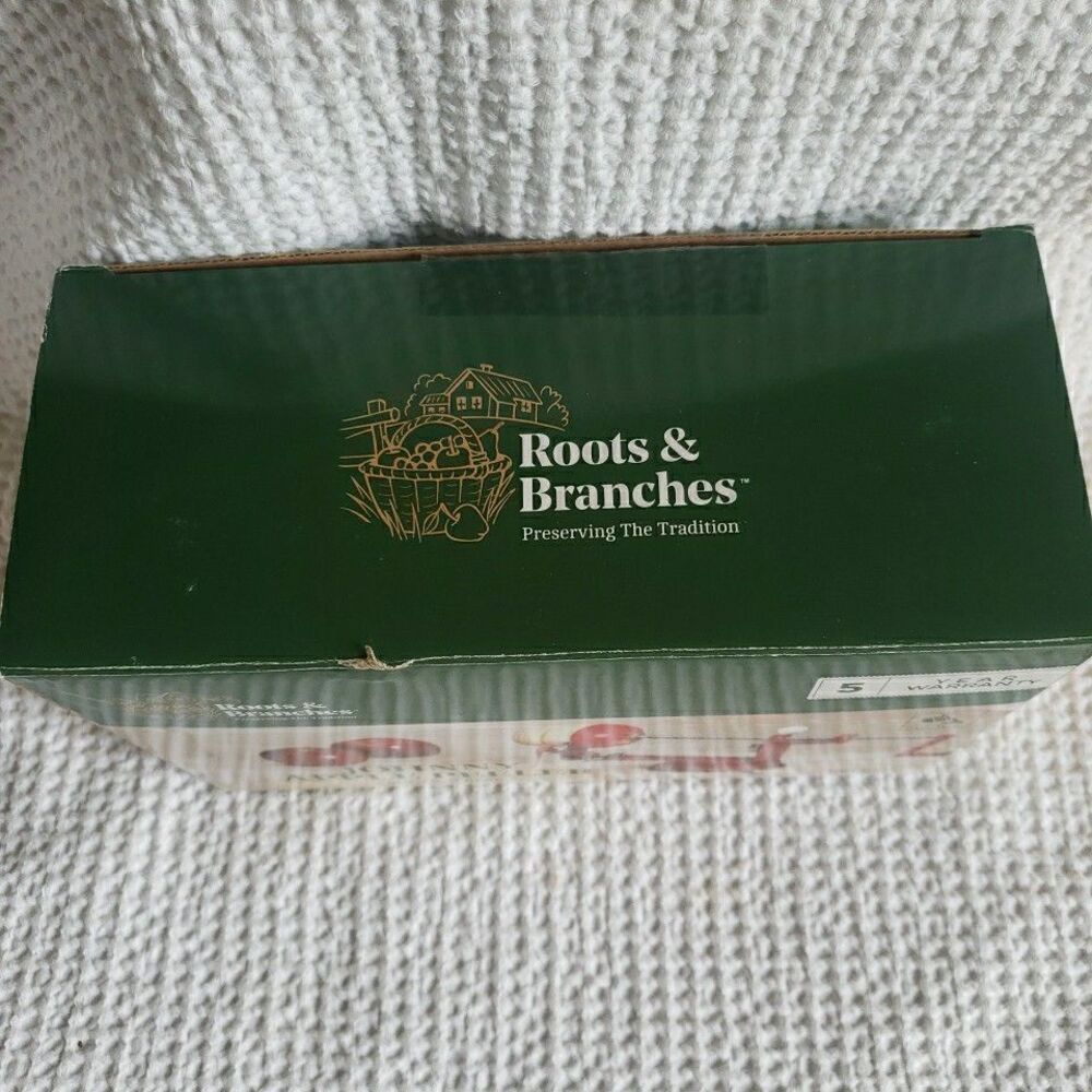 Roots & Branches Johnny Apple Peeler Suction Base VKP1010 Cast Iron Boxed Open - Picture 2 of 7